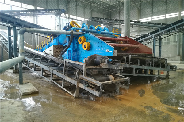 螺旋<a href=http://www.gxjgtl.com/tags/xishaji target=_blank class=infotextkey><a href=//tags/xishaji target=_blank class=infotextkey>洗砂機</a></a>41.jpg