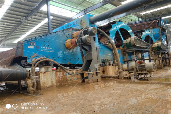輪斗式<a href=http://www.gxjgtl.com/tags/xishaji target=_blank class=infotextkey><a href=//tags/xishaji target=_blank class=infotextkey>洗砂機</a></a>72.jpg